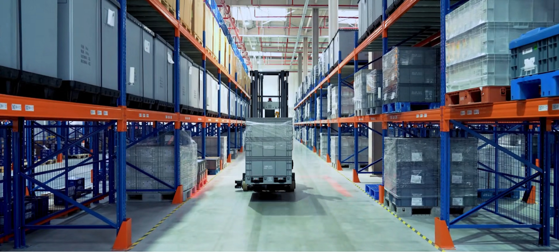 Workflow Design for Automated Warehouse Robotics | BlueSword