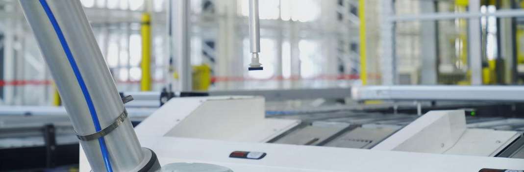 BlueSword  Robotic Palletizing